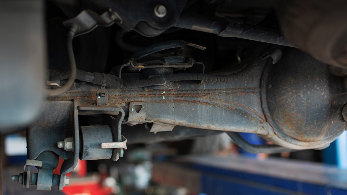 Vehicle Axle System and Problems