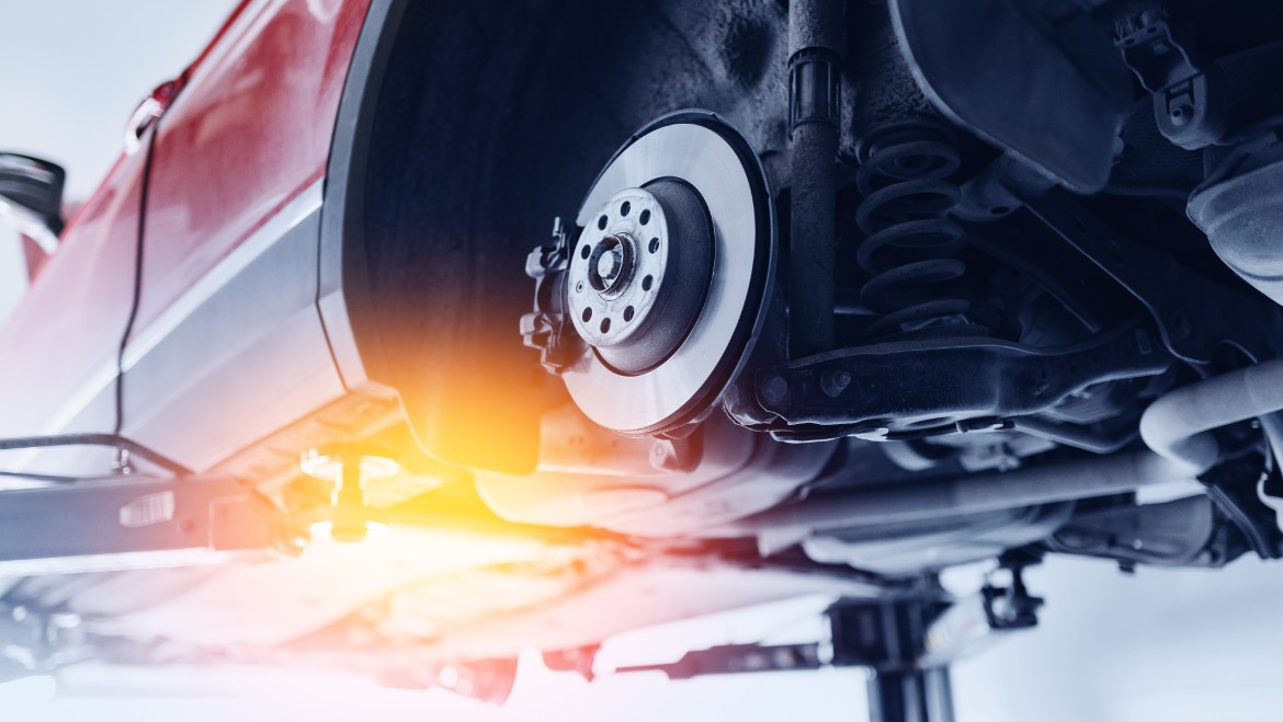 Shock Absorber Care in Summer: What to Pay Attention To